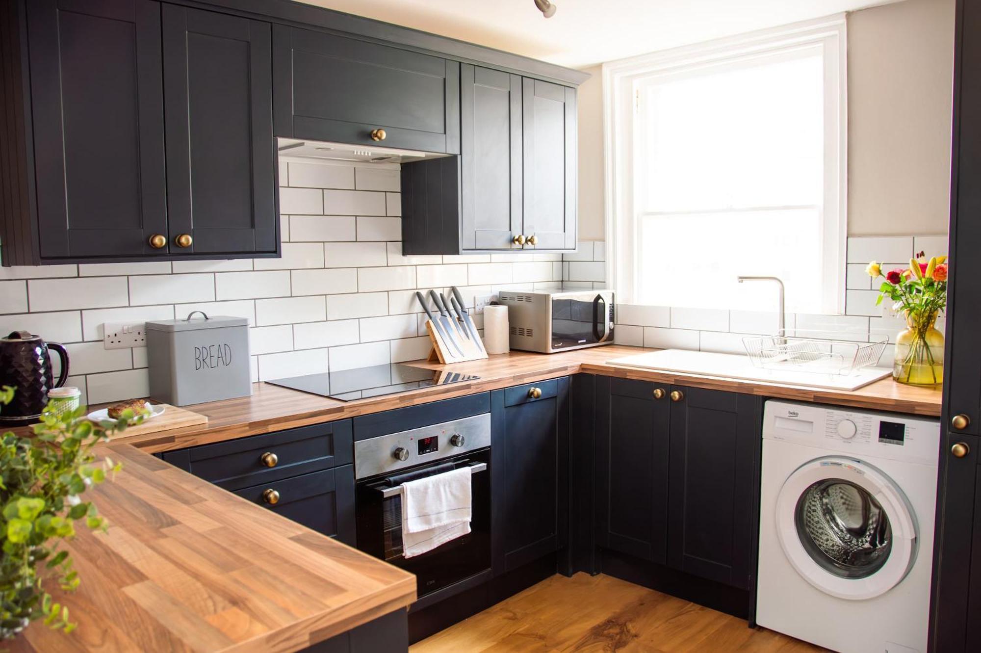 Beautiful Character 3 Bed City Centre Apartment 바스 외부 사진